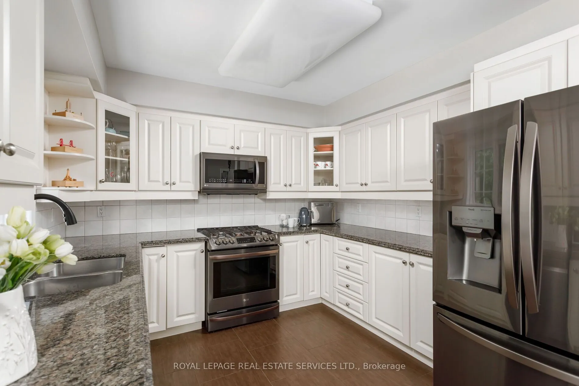 2349 Hilltop Lane