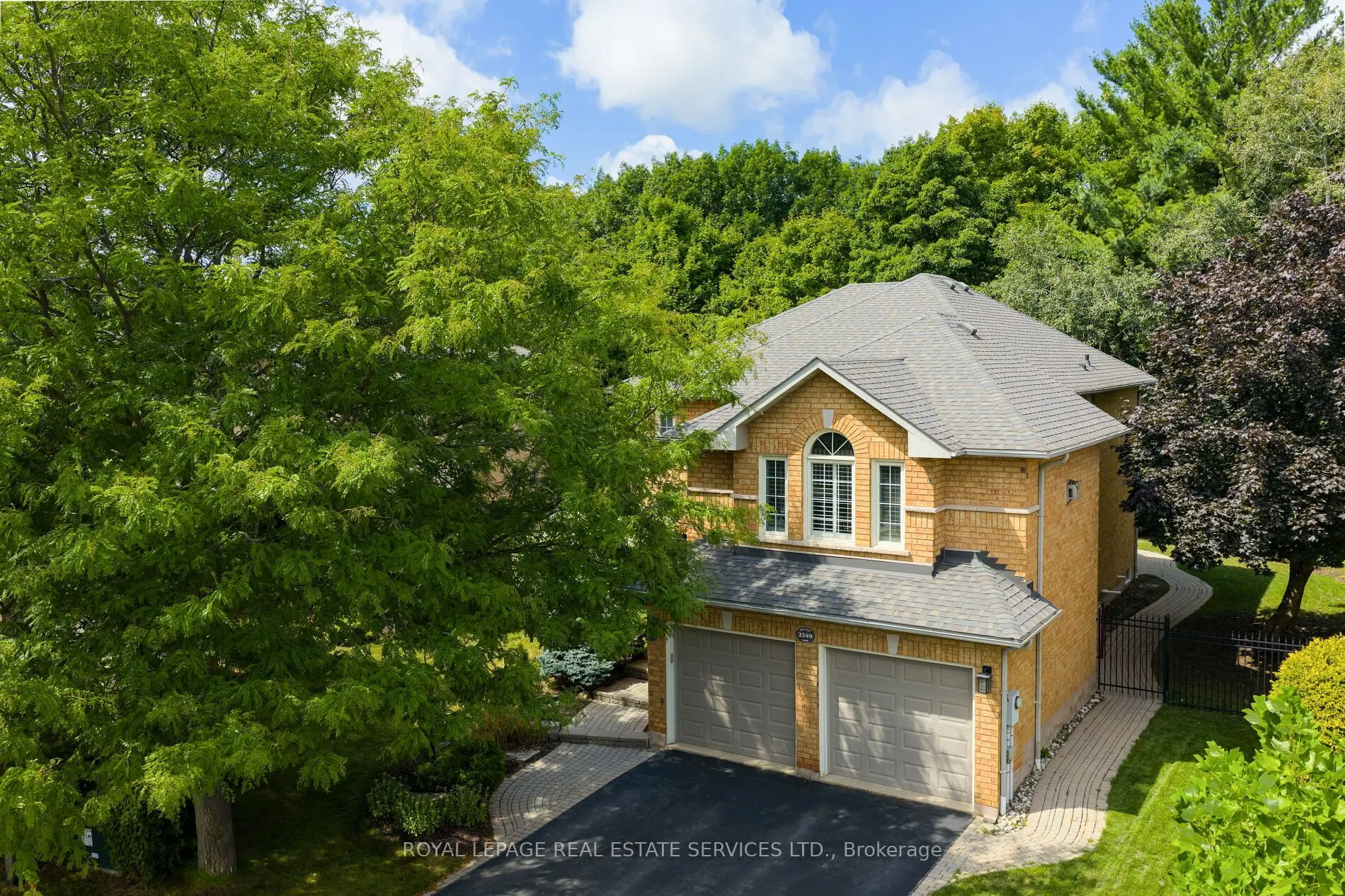 2349 Hilltop Lane