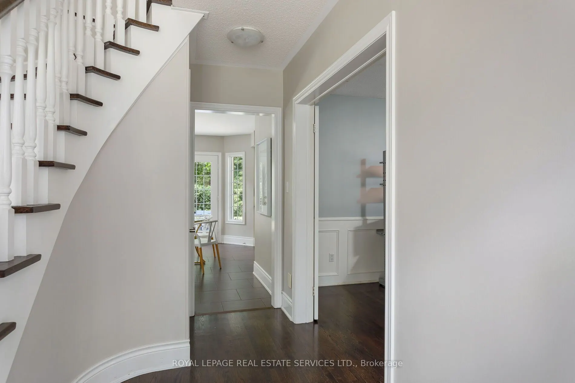 2349 Hilltop Lane
