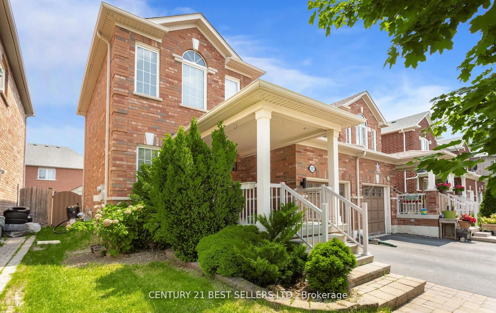 222 Andrews Trail