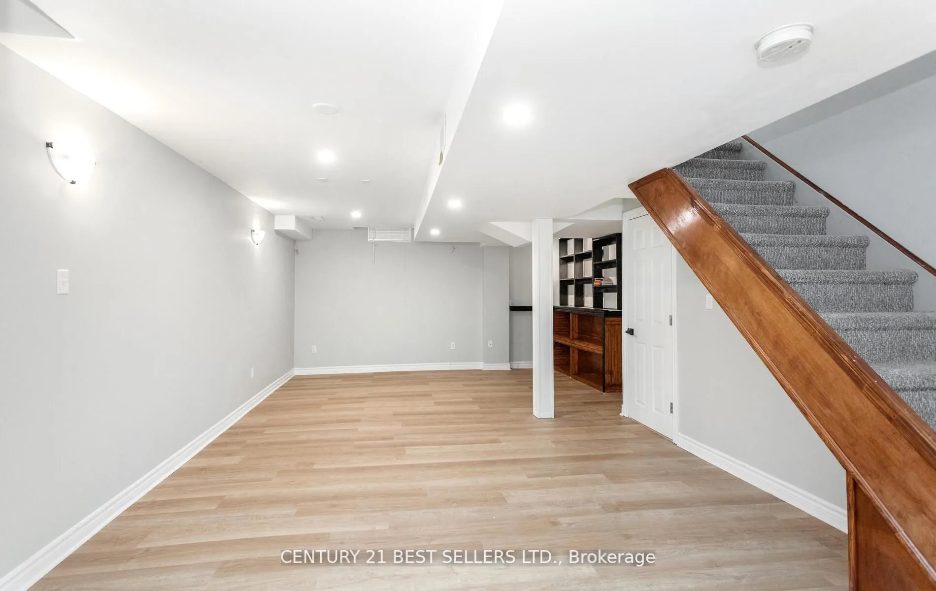 222 Andrews Trail
