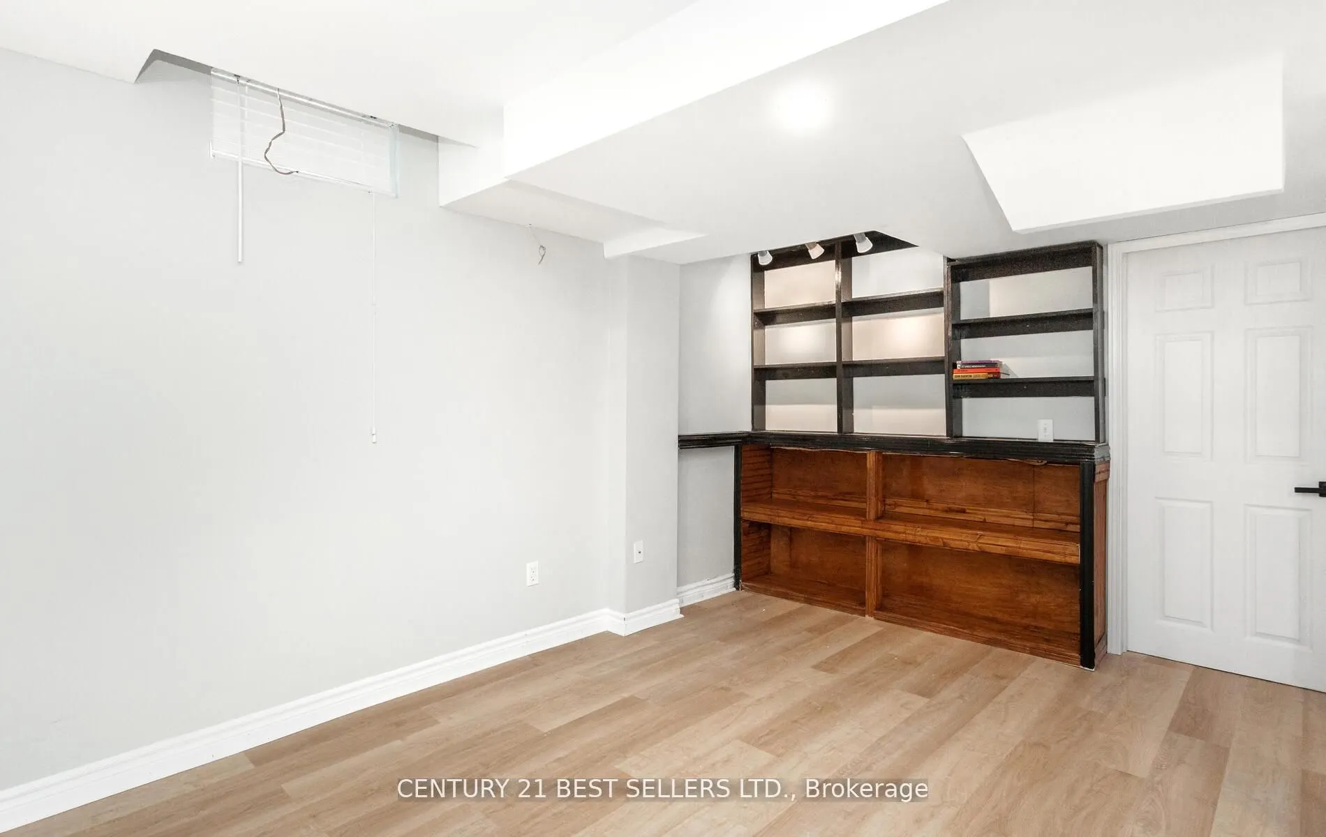 222 Andrews Trail