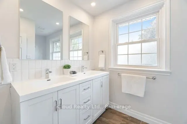 42 Hillside Drive
