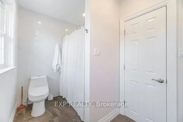 42 Hillside Drive