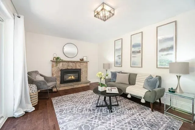 42 Hillside Drive