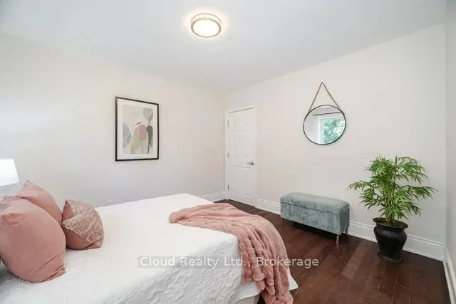 42 Hillside Drive