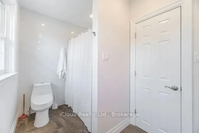 42 Hillside Drive