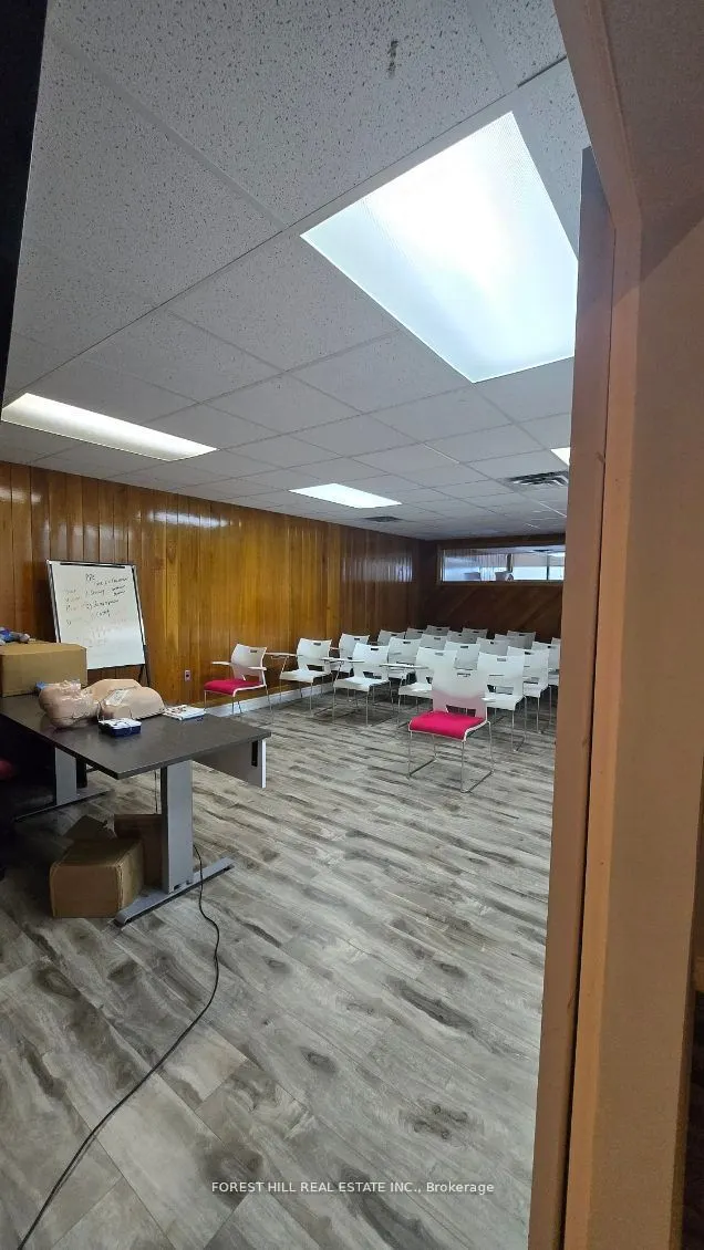 44 Queen Street E, #2nd Floor