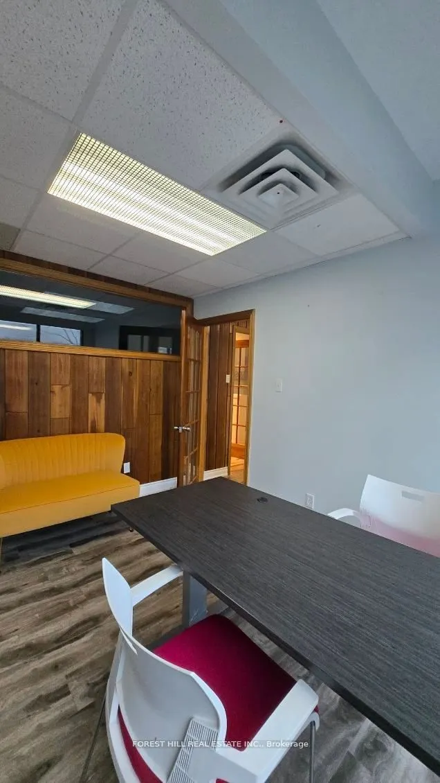 44 Queen Street E, #2nd Floor