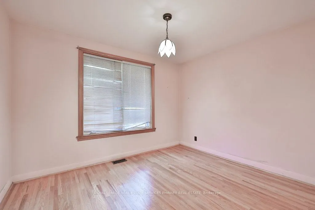 72 Oriole Avenue
