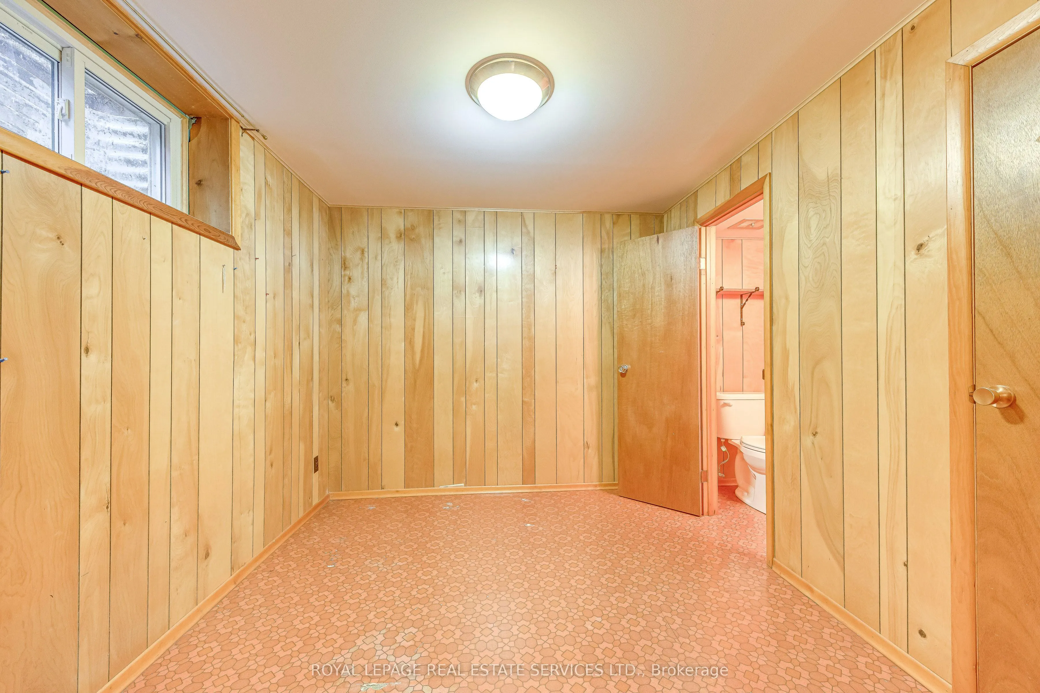 2101 Salmon Road