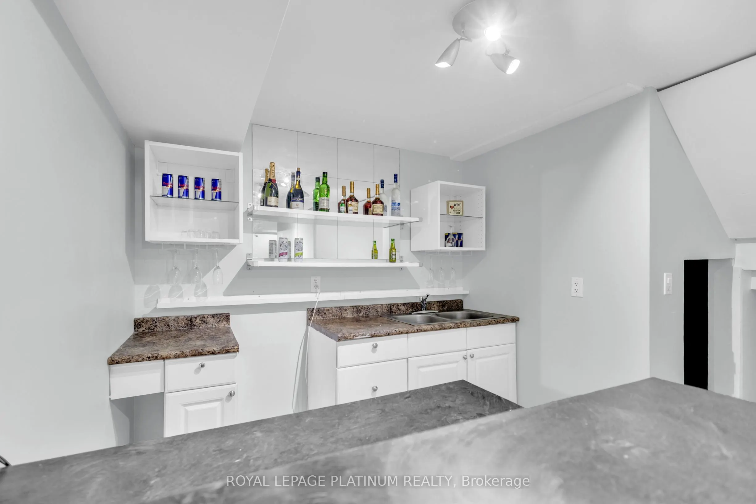 76 Baha Crescent