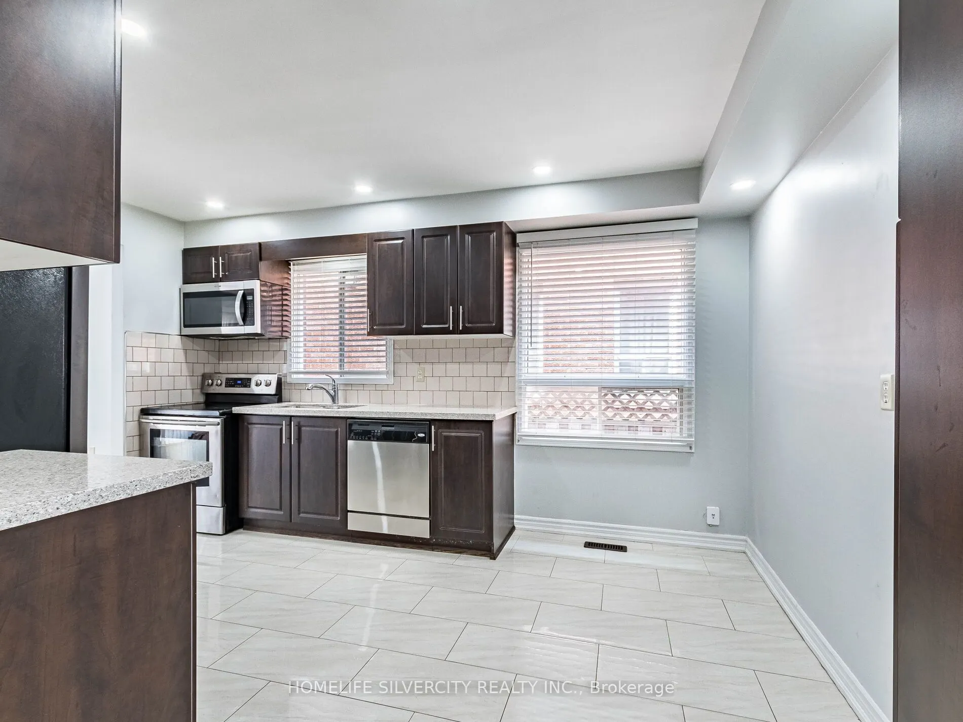 30 Castlehill Road, #1