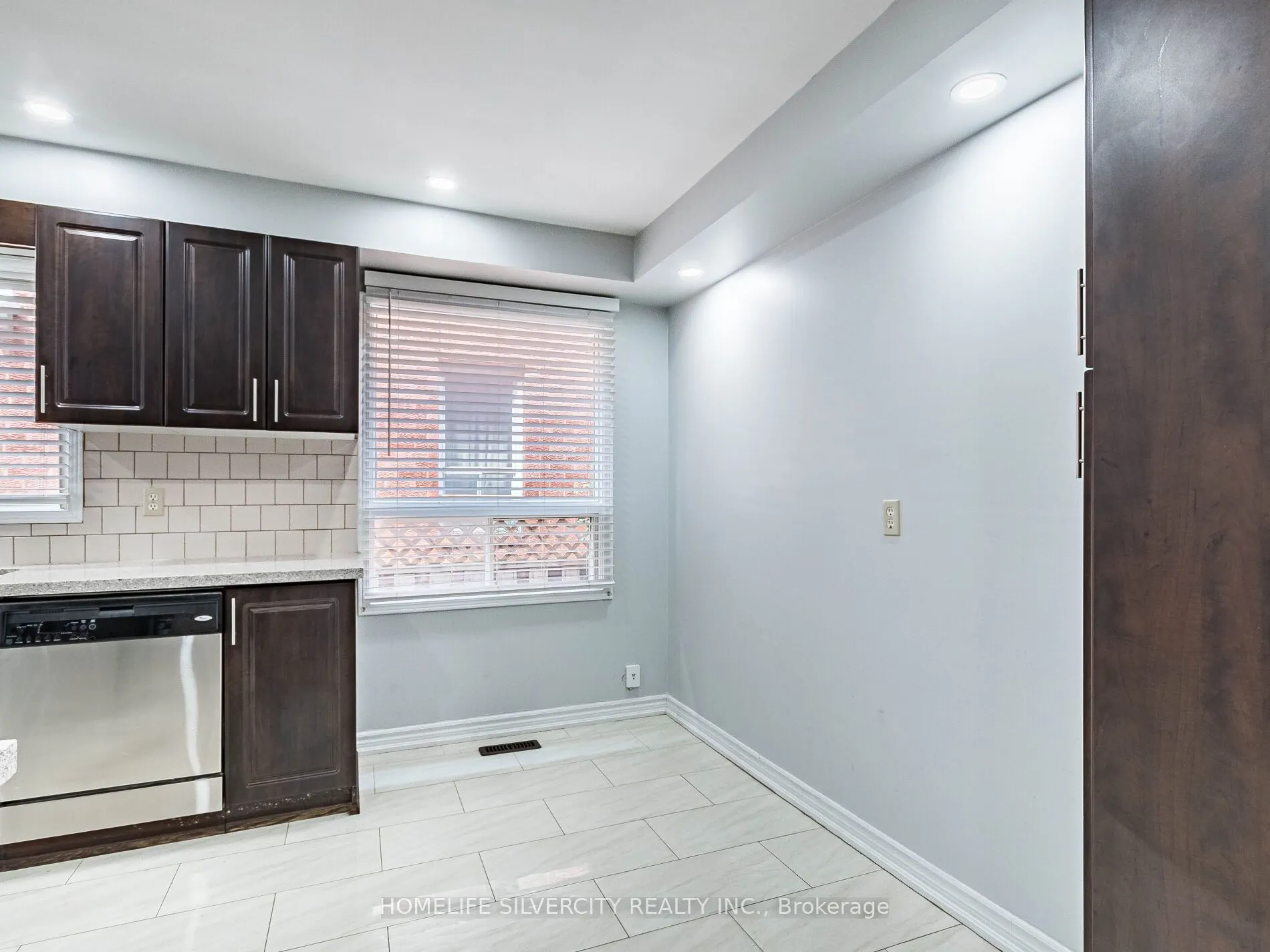 30 Castlehill Road, #1