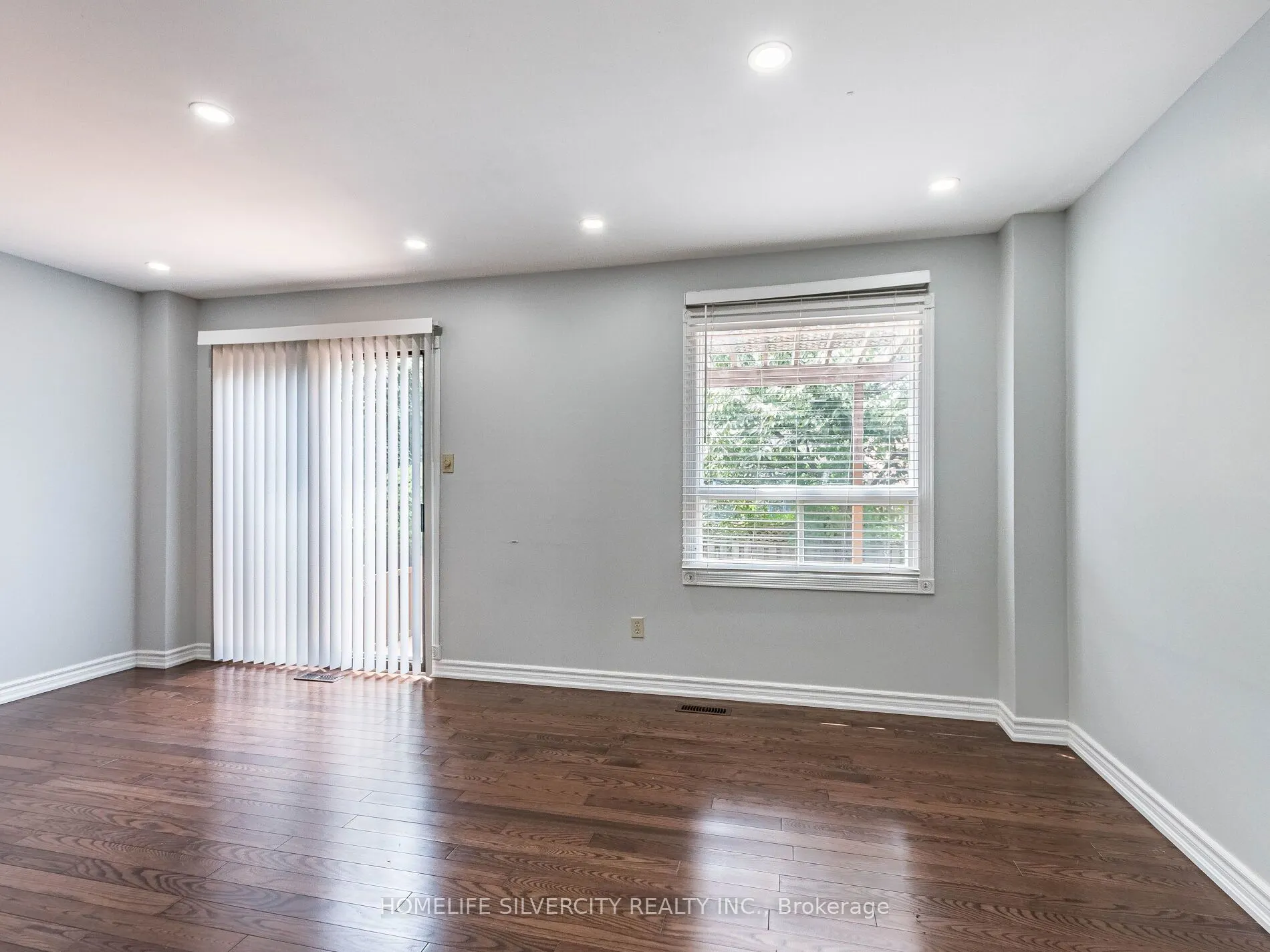 30 Castlehill Road, #1