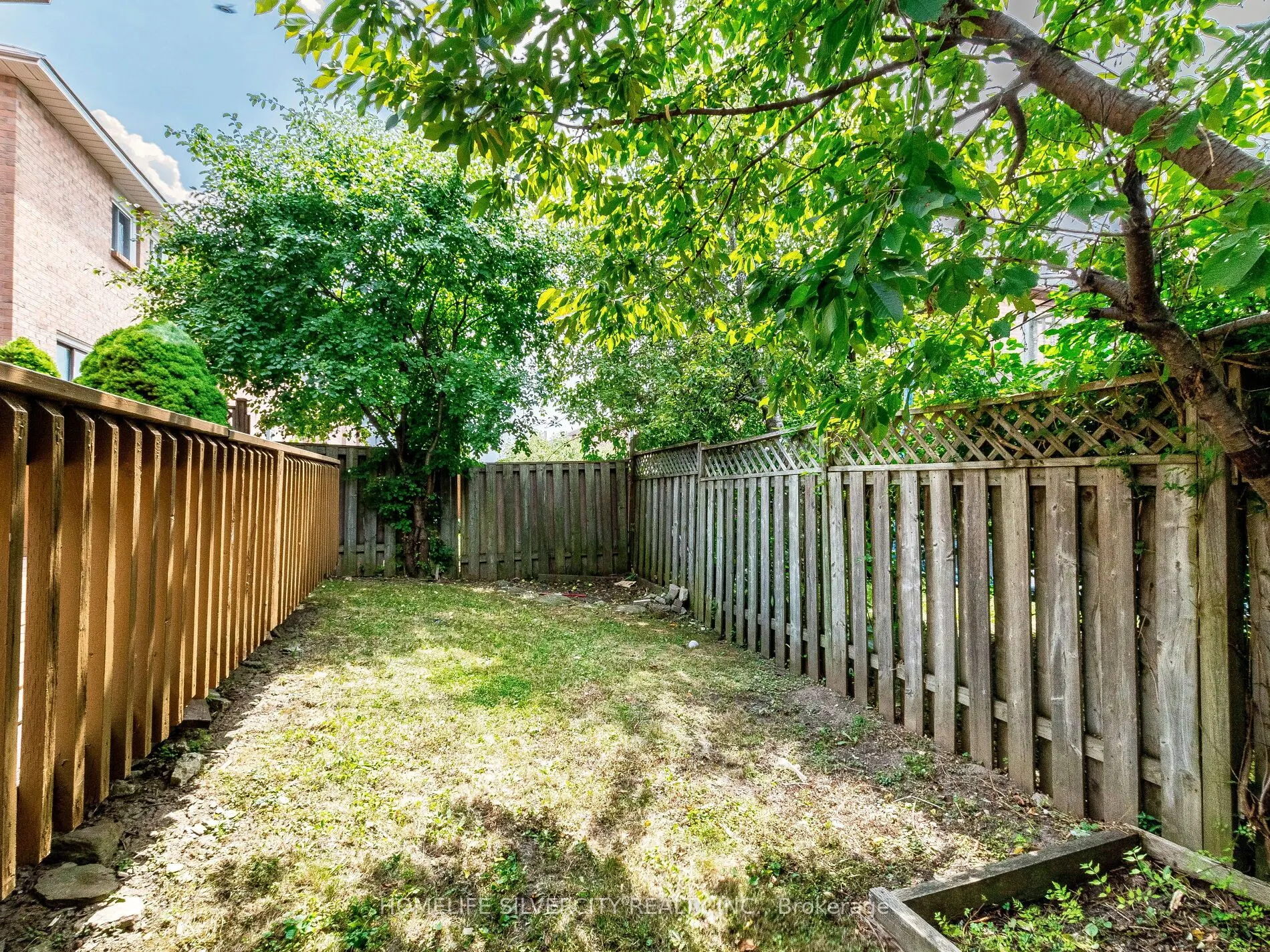 30 Castlehill Road, #1