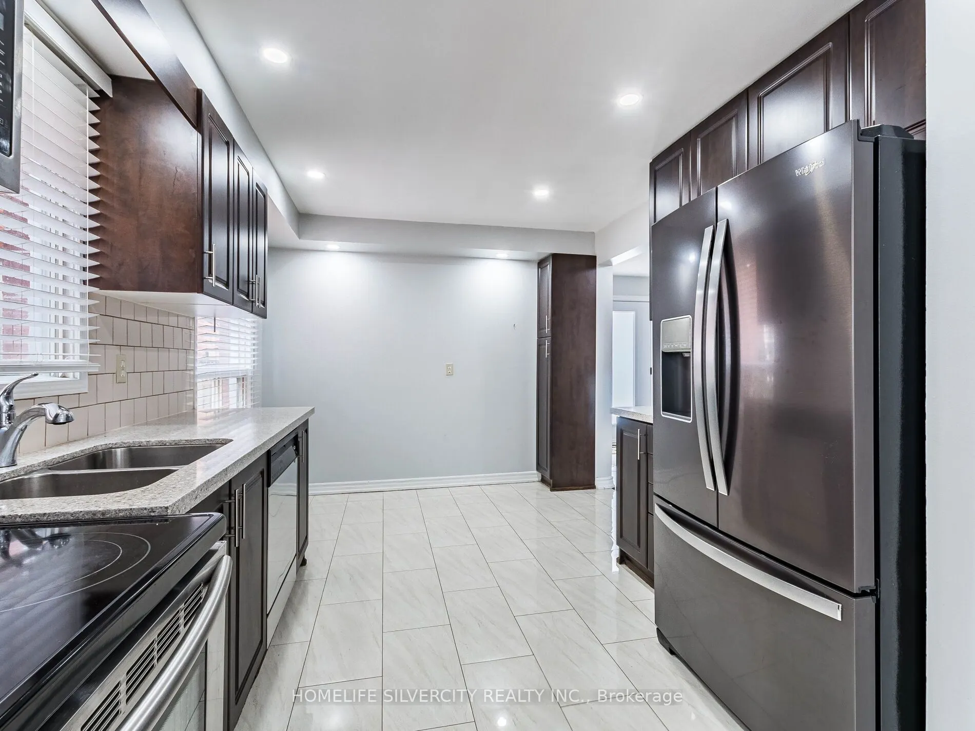 30 Castlehill Road, #1
