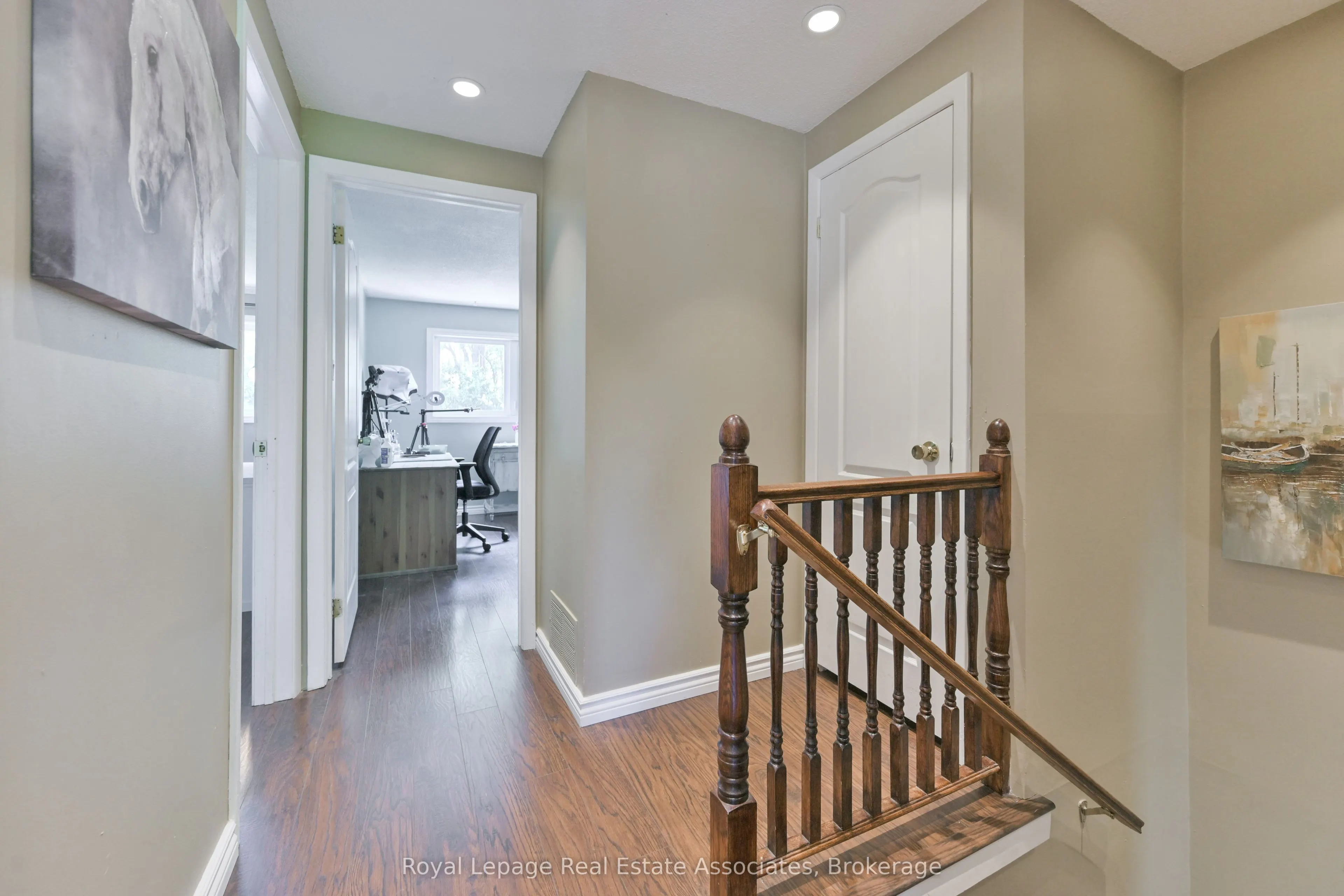 252 Royal Salisbury Way