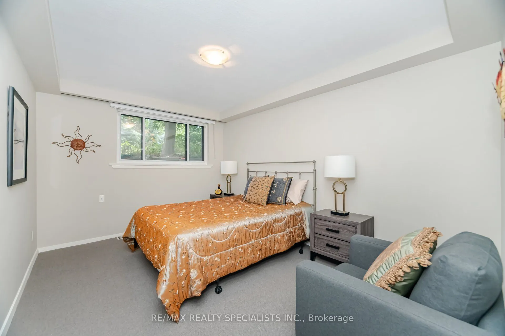 251 Dickson Park Crescent