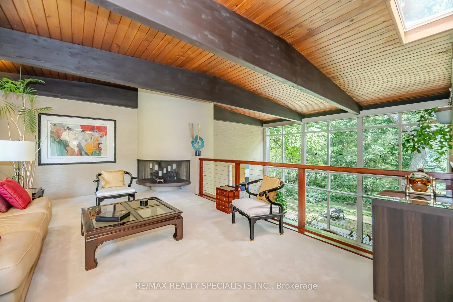 251 Dickson Park Crescent