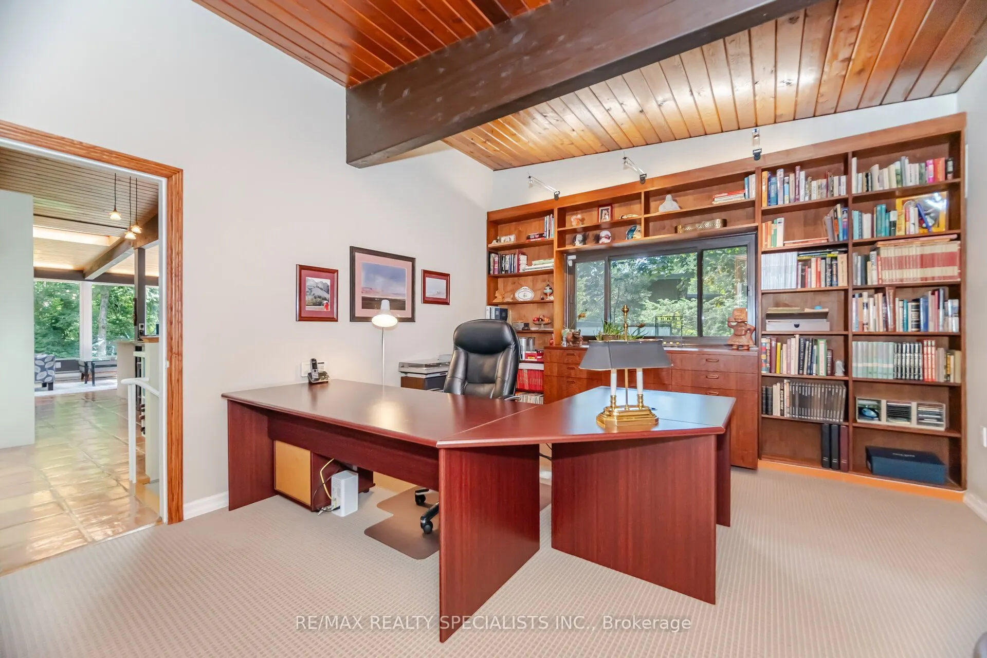 251 Dickson Park Crescent