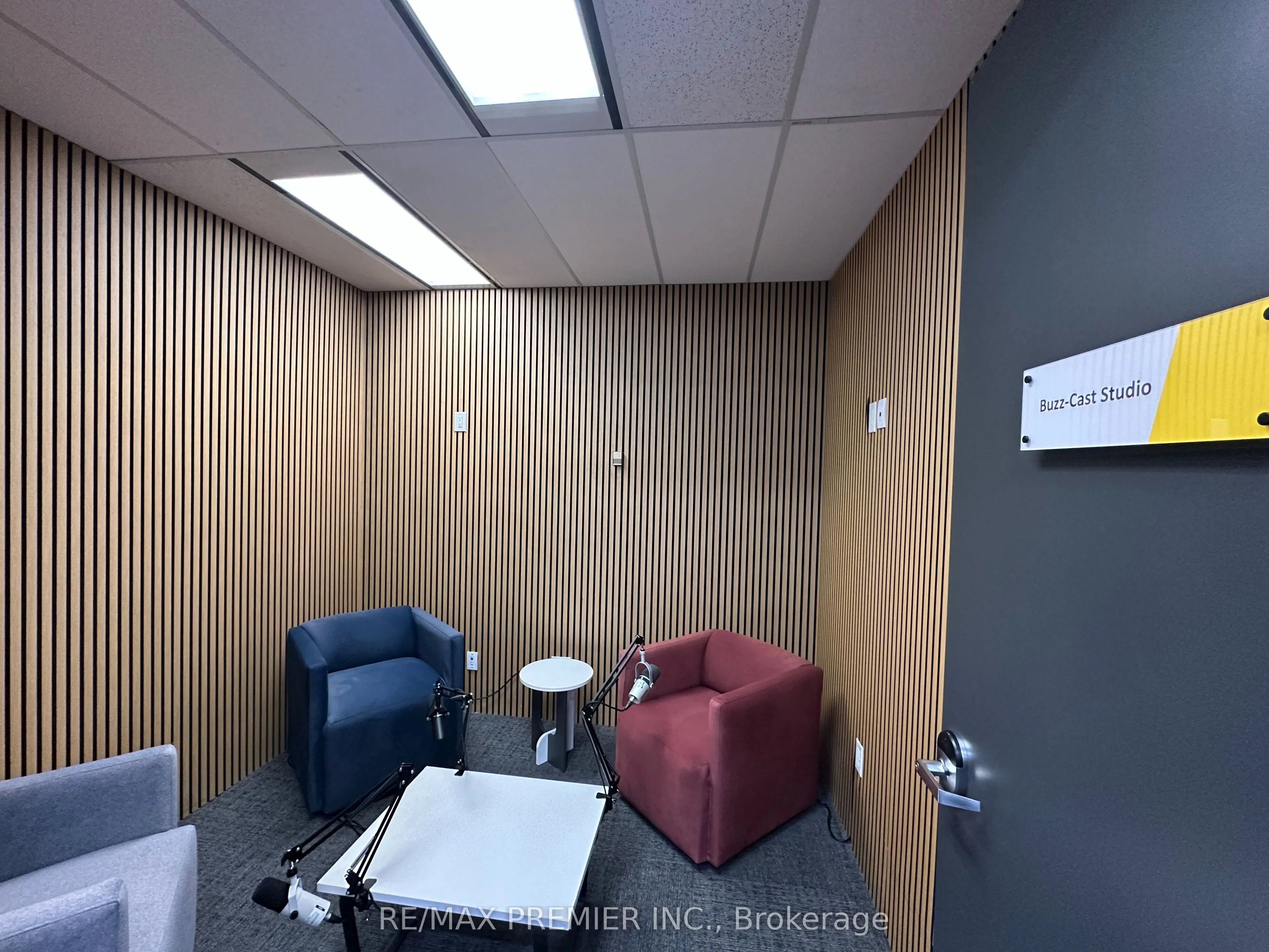 350 Burnhamthorpe Road W, #200-31