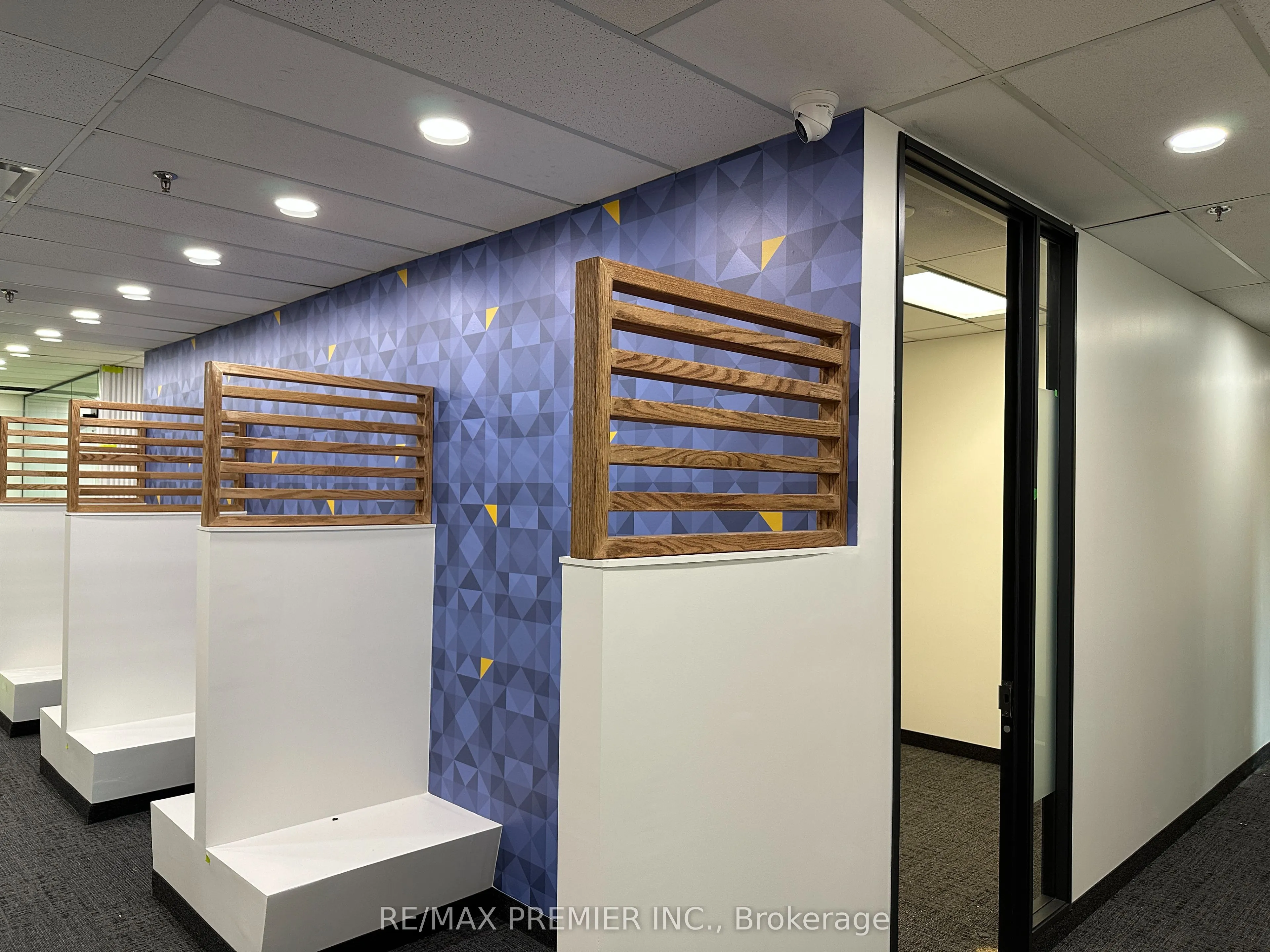350 Burnhamthorpe Road W, #200-31