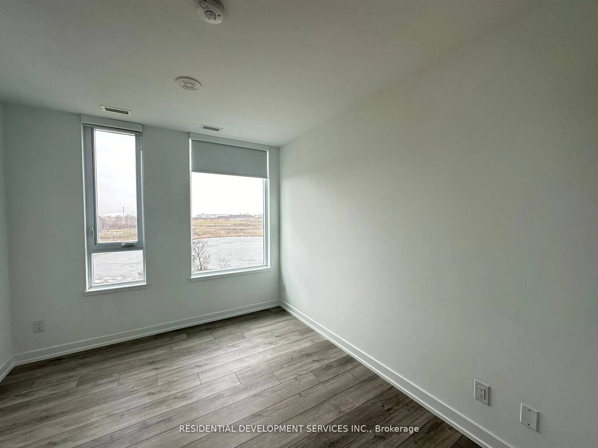 3100 Keele Street, #806