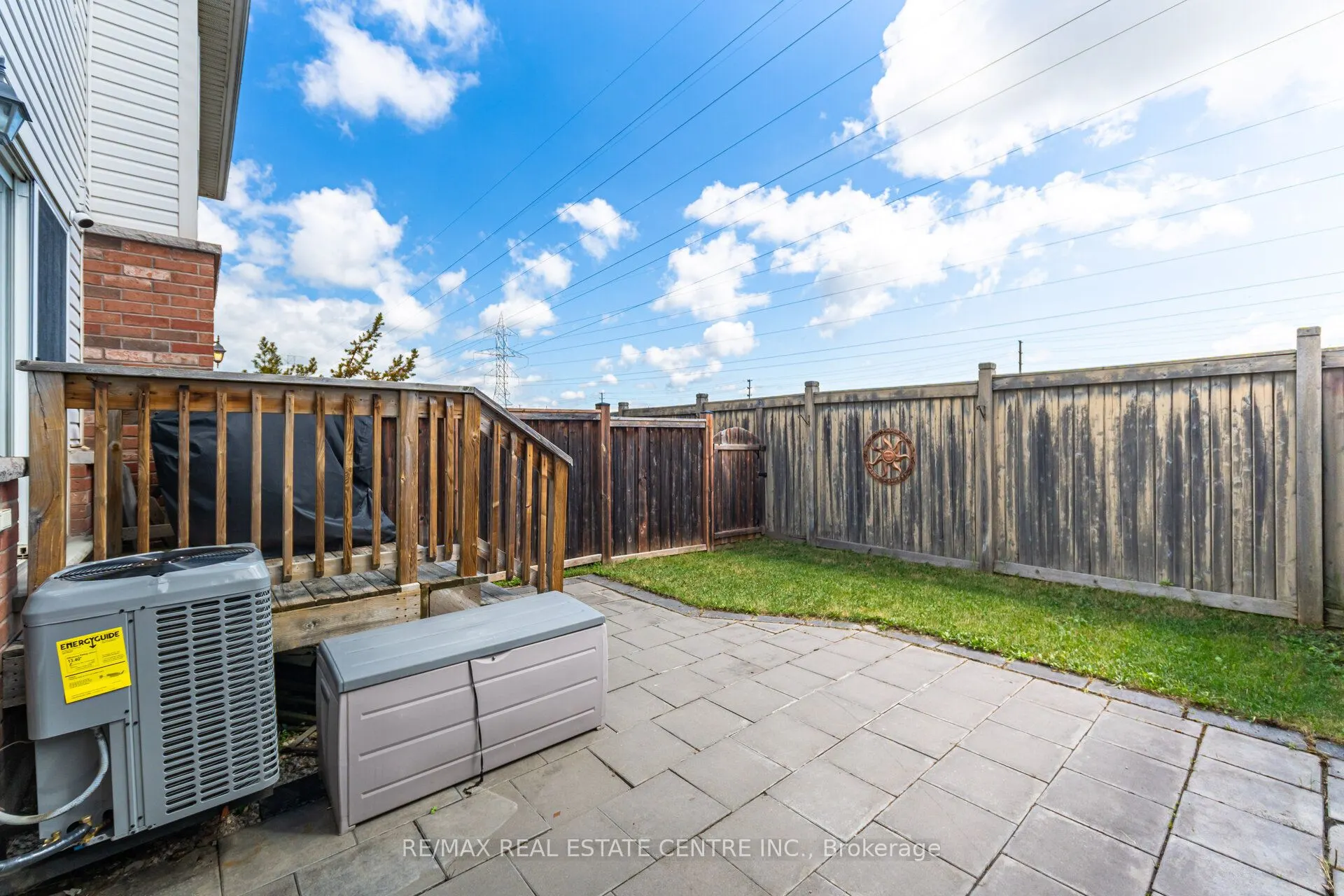 4834 Capri Crescent