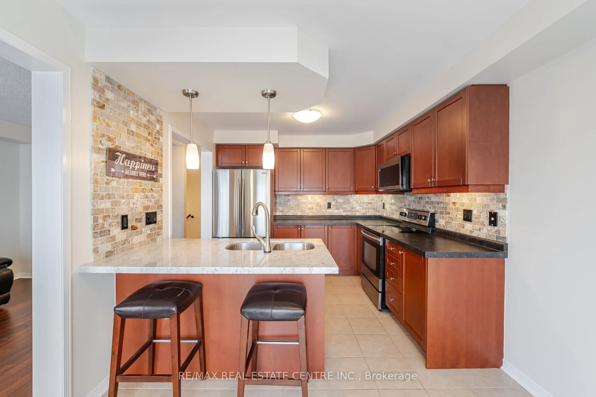 4834 Capri Crescent