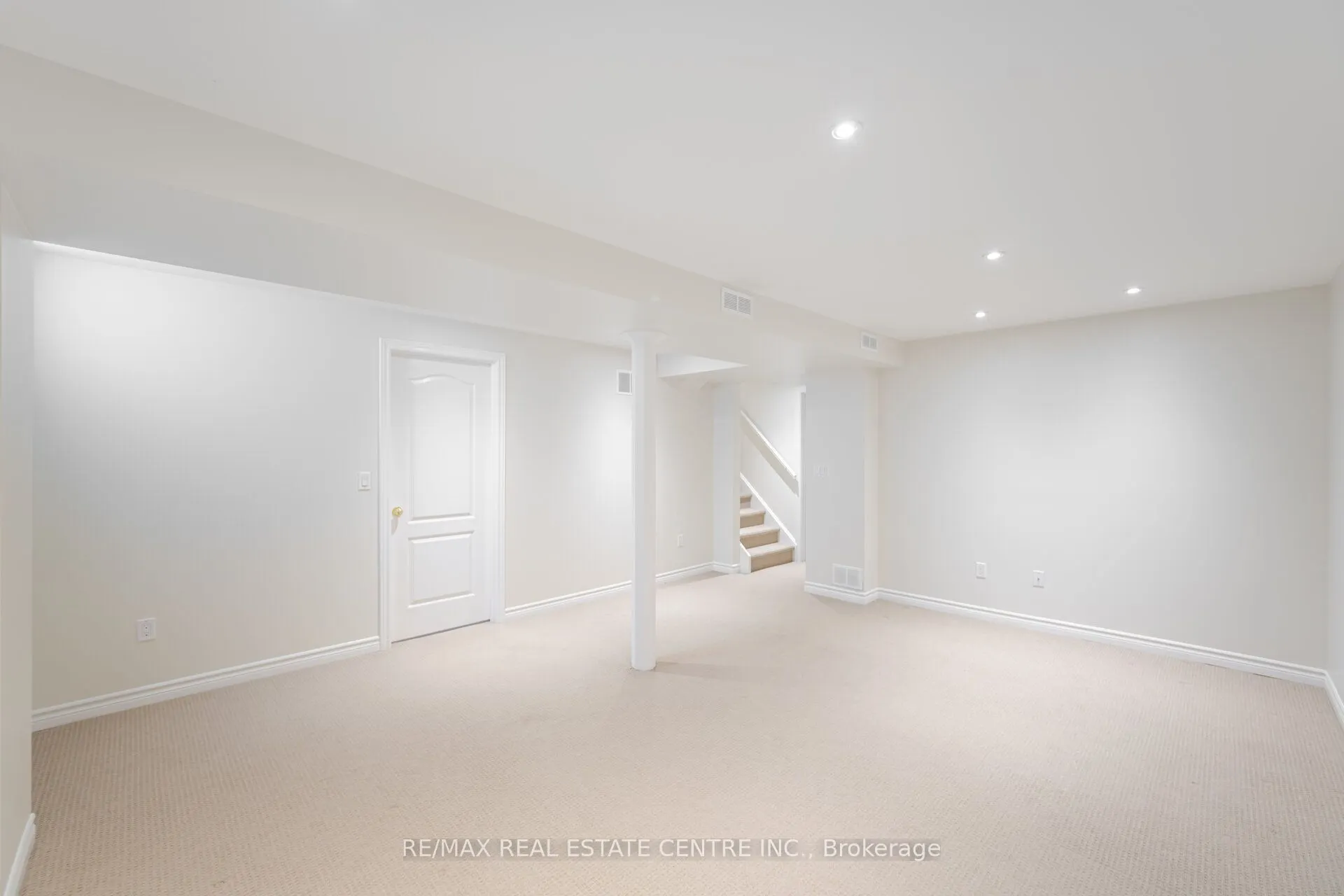 4834 Capri Crescent