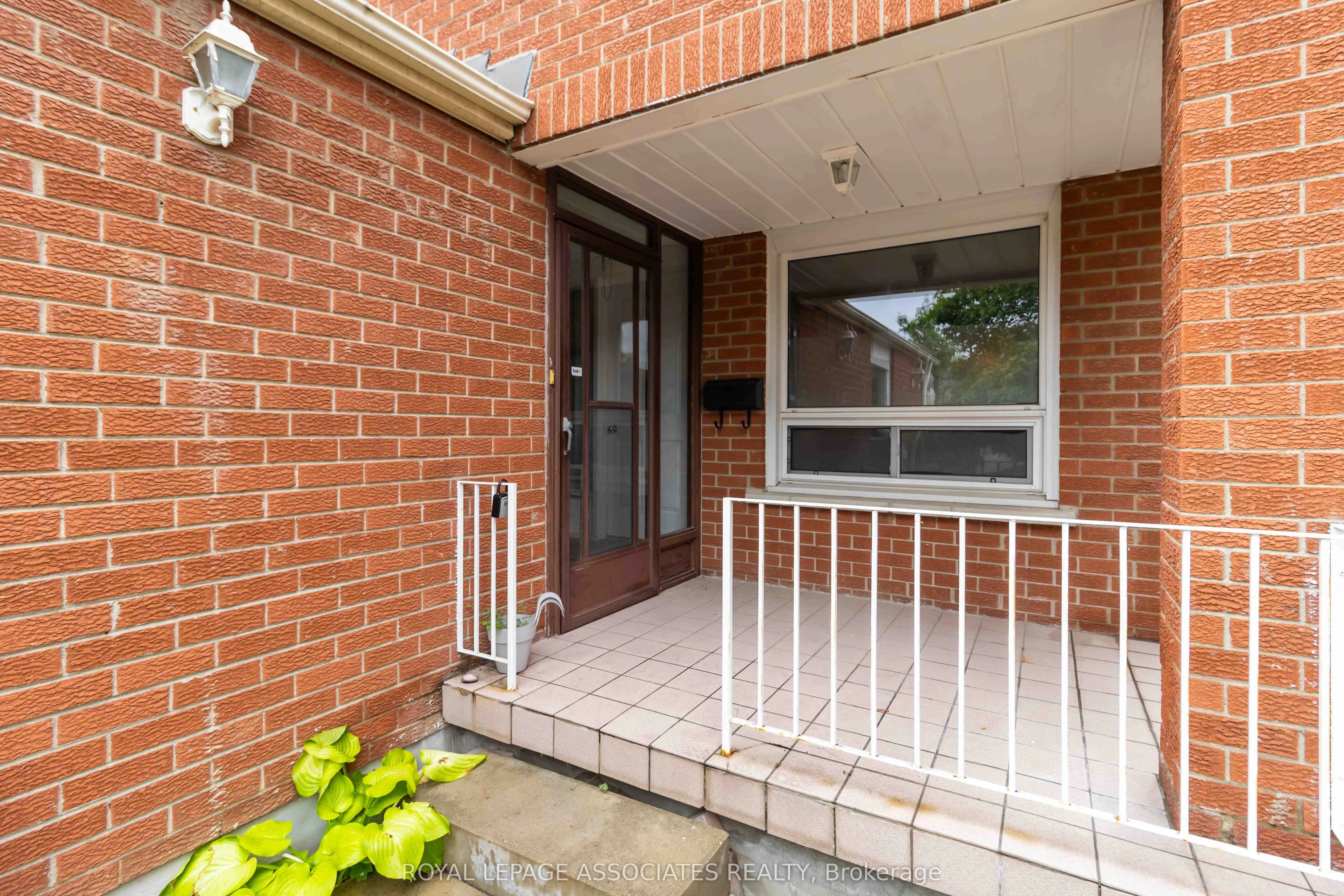 4343 Lee Drive