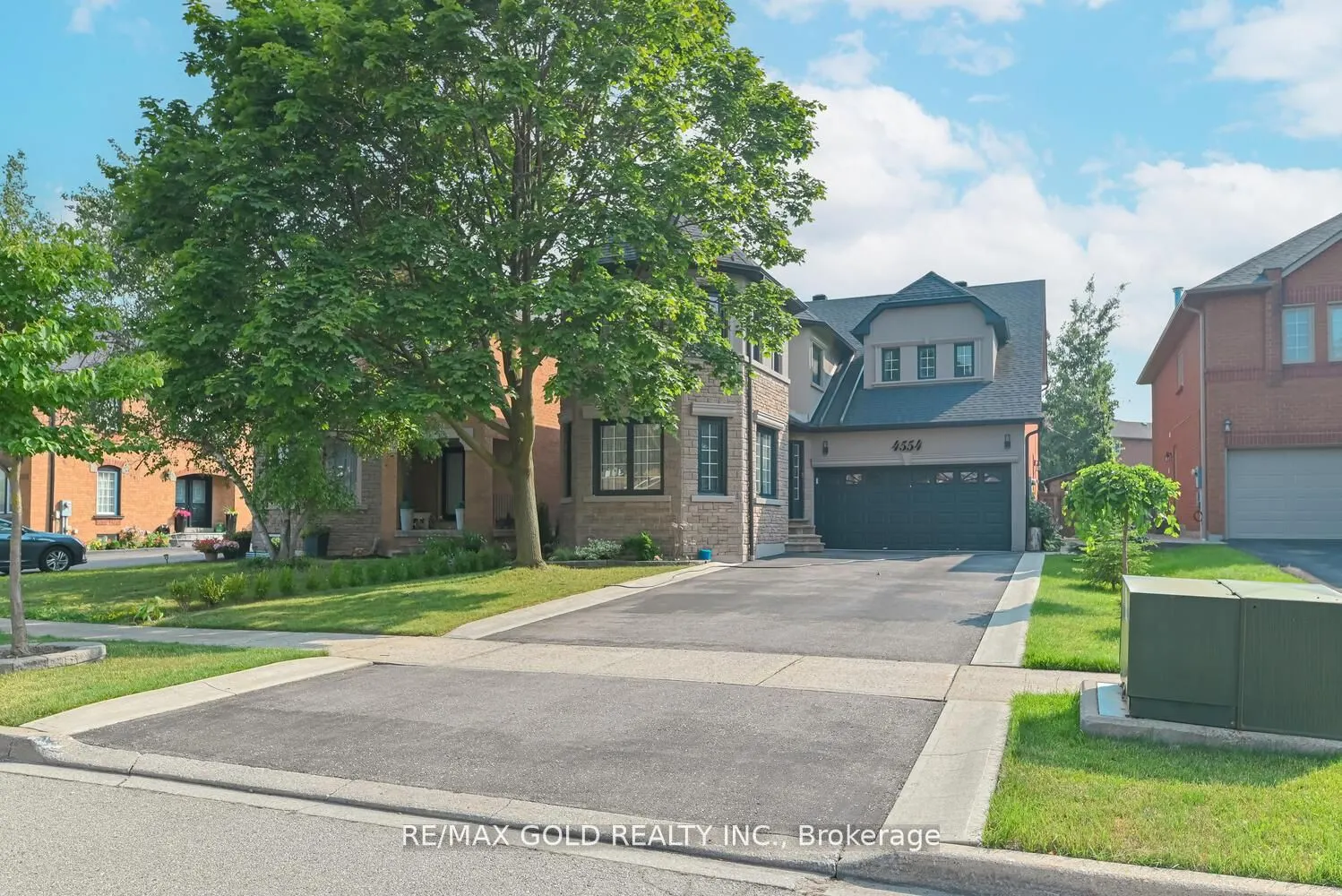 4554 Willow Creek Drive