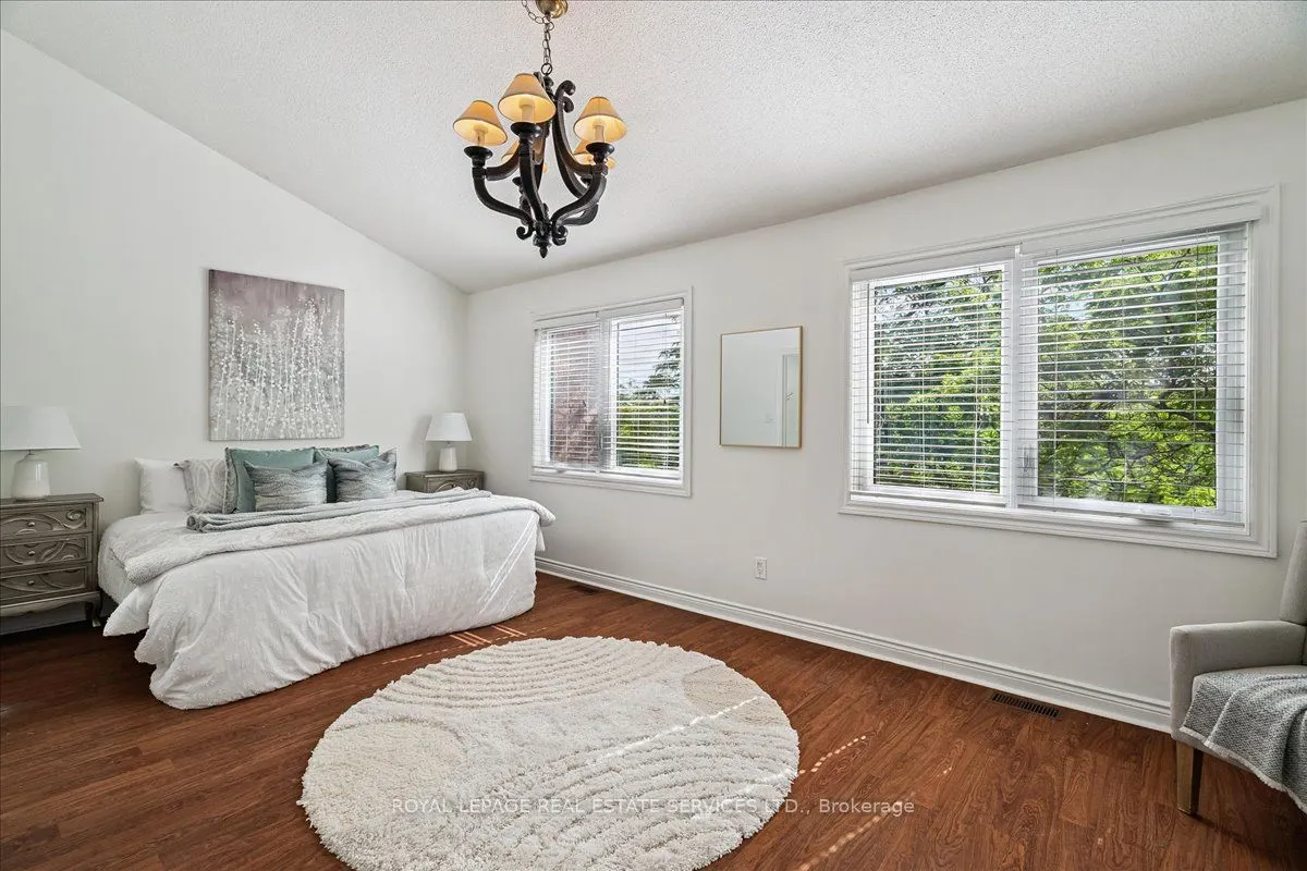 1100 Queens Avenue, #5