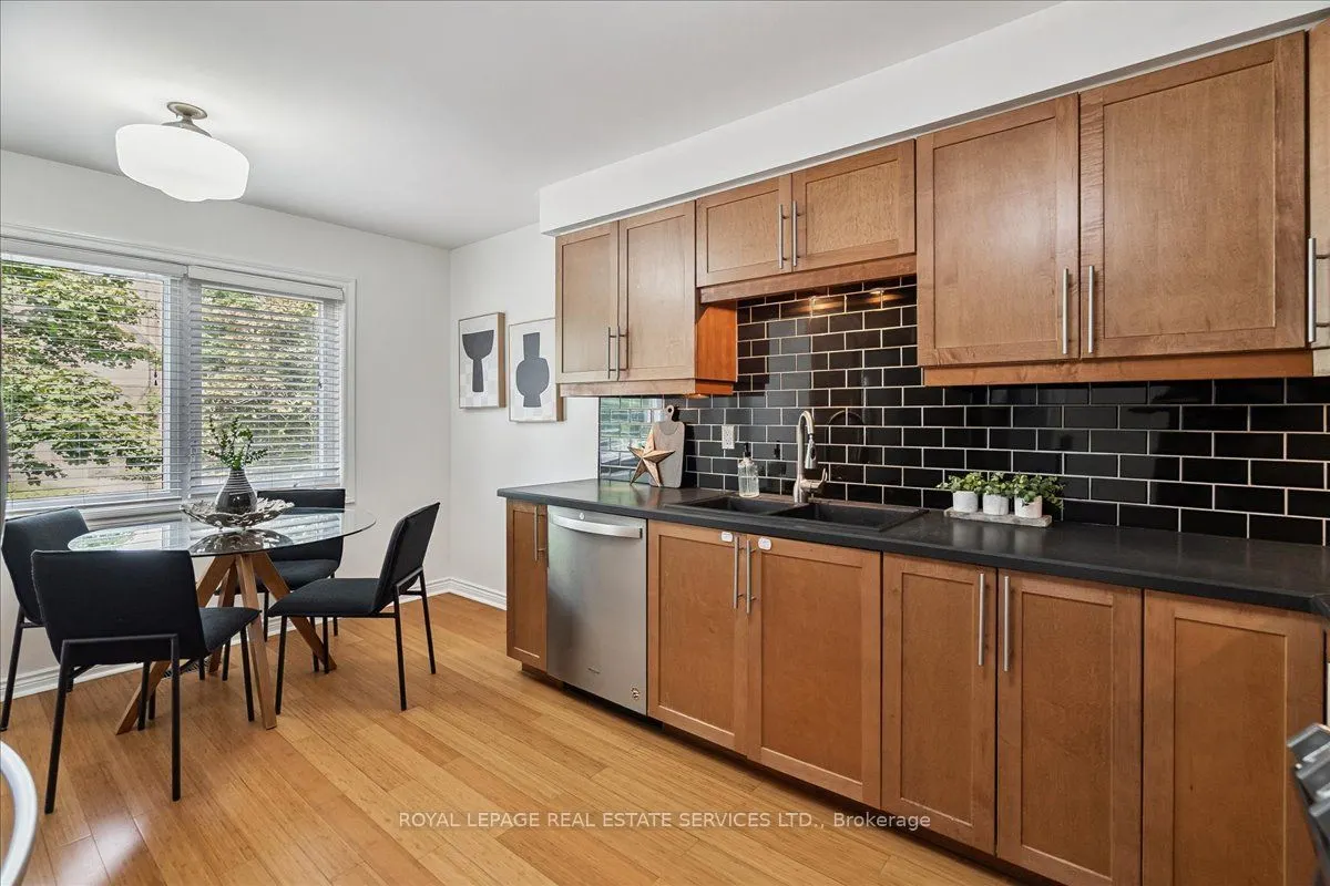 1100 Queens Avenue, #5