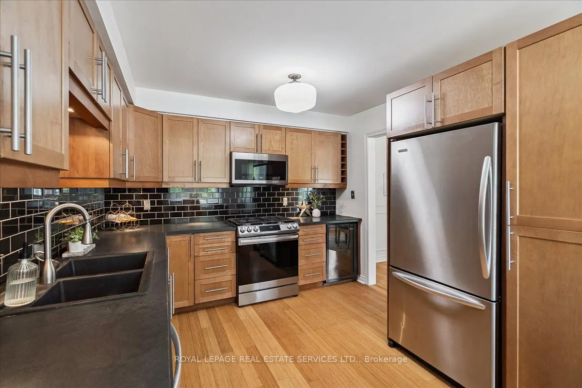 1100 Queens Avenue, #5