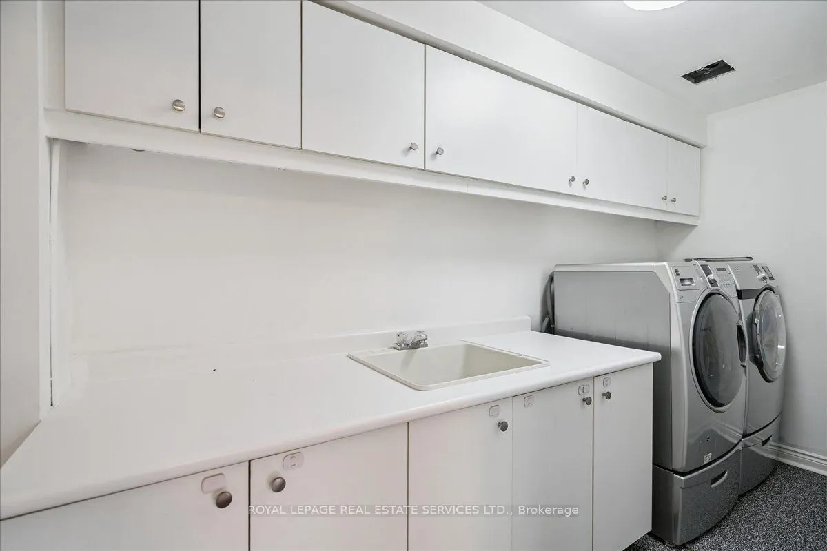 1100 Queens Avenue, #5