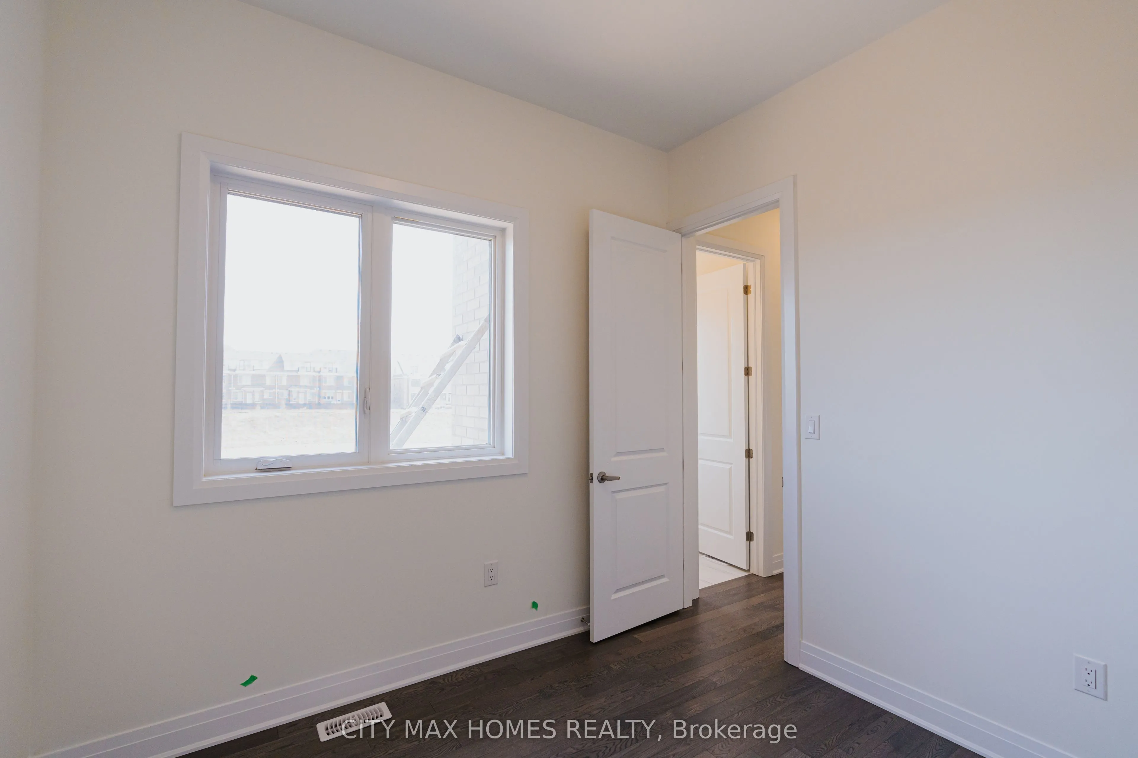 3240 Mariner Passage