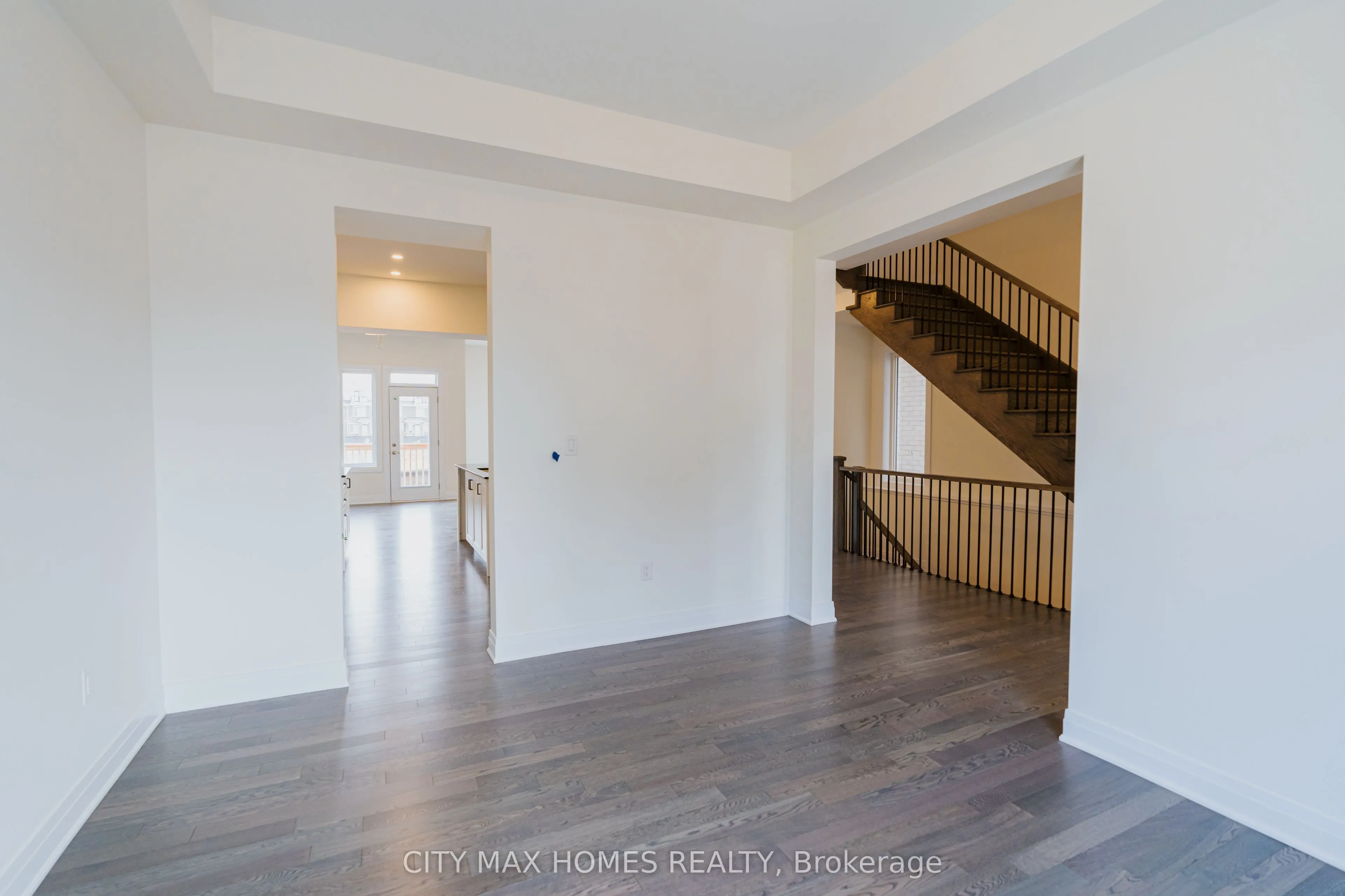 3240 Mariner Passage