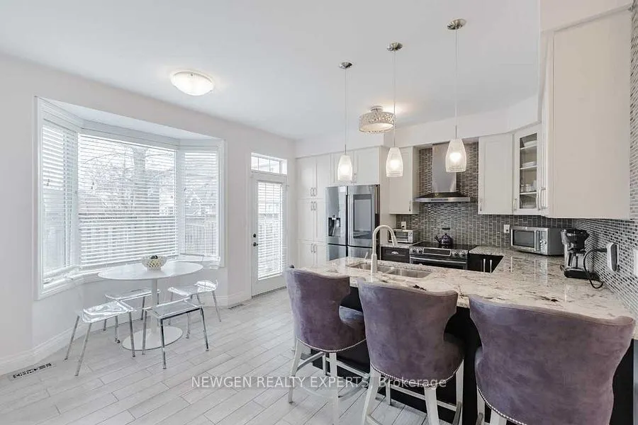 687 Marley Crescent