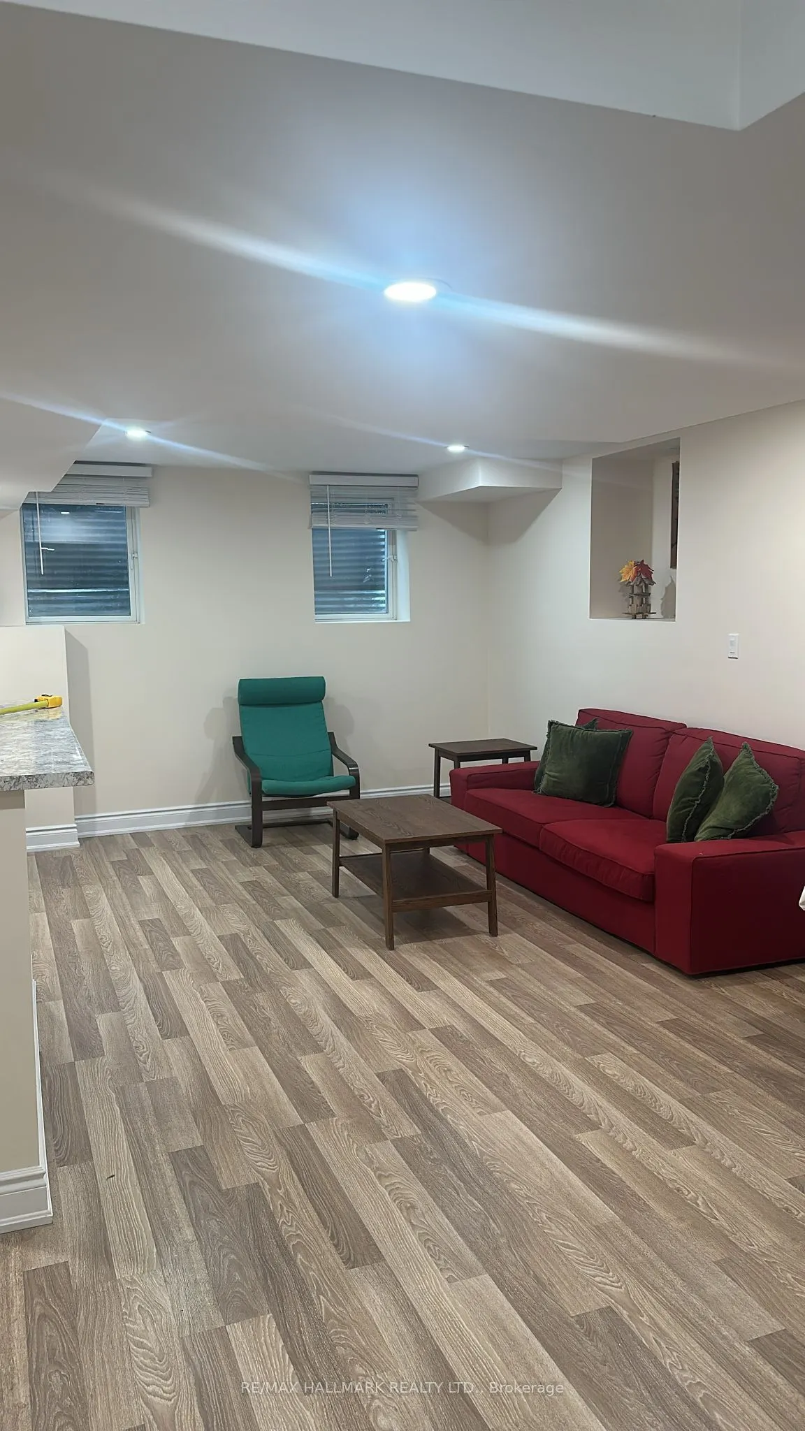1392 Sycamore Gardens, #Basement