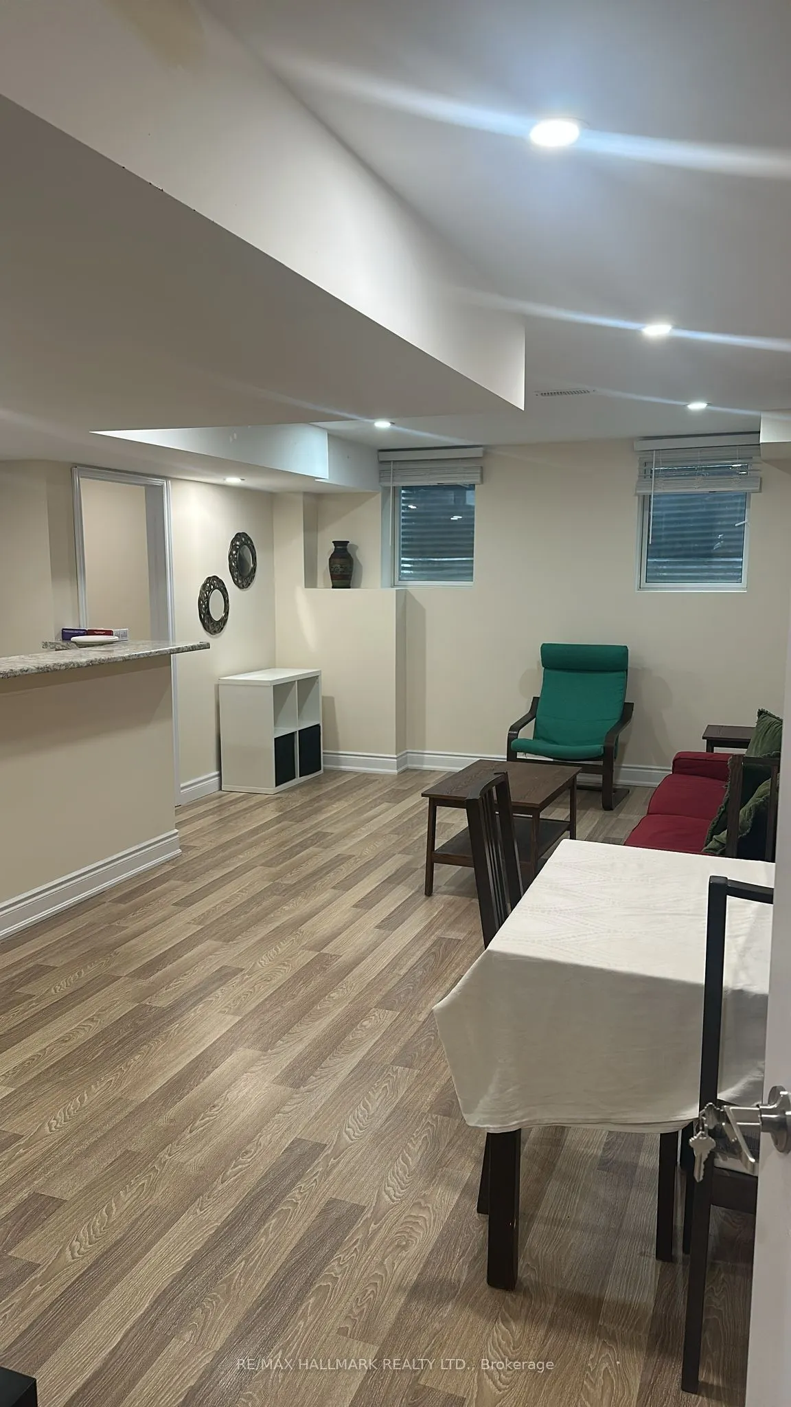 1392 Sycamore Gardens, #Basement