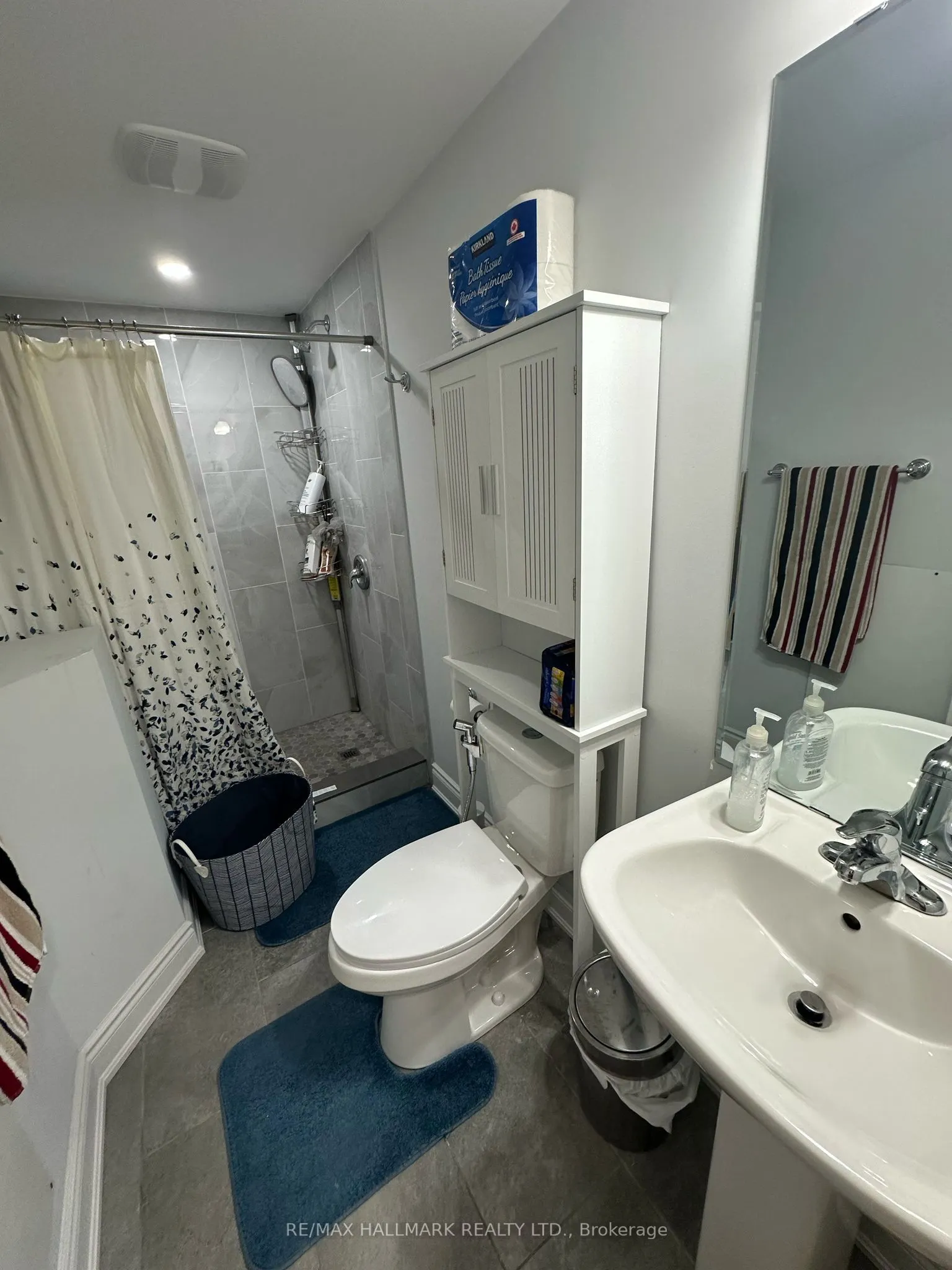 1392 Sycamore Gardens, #Basement
