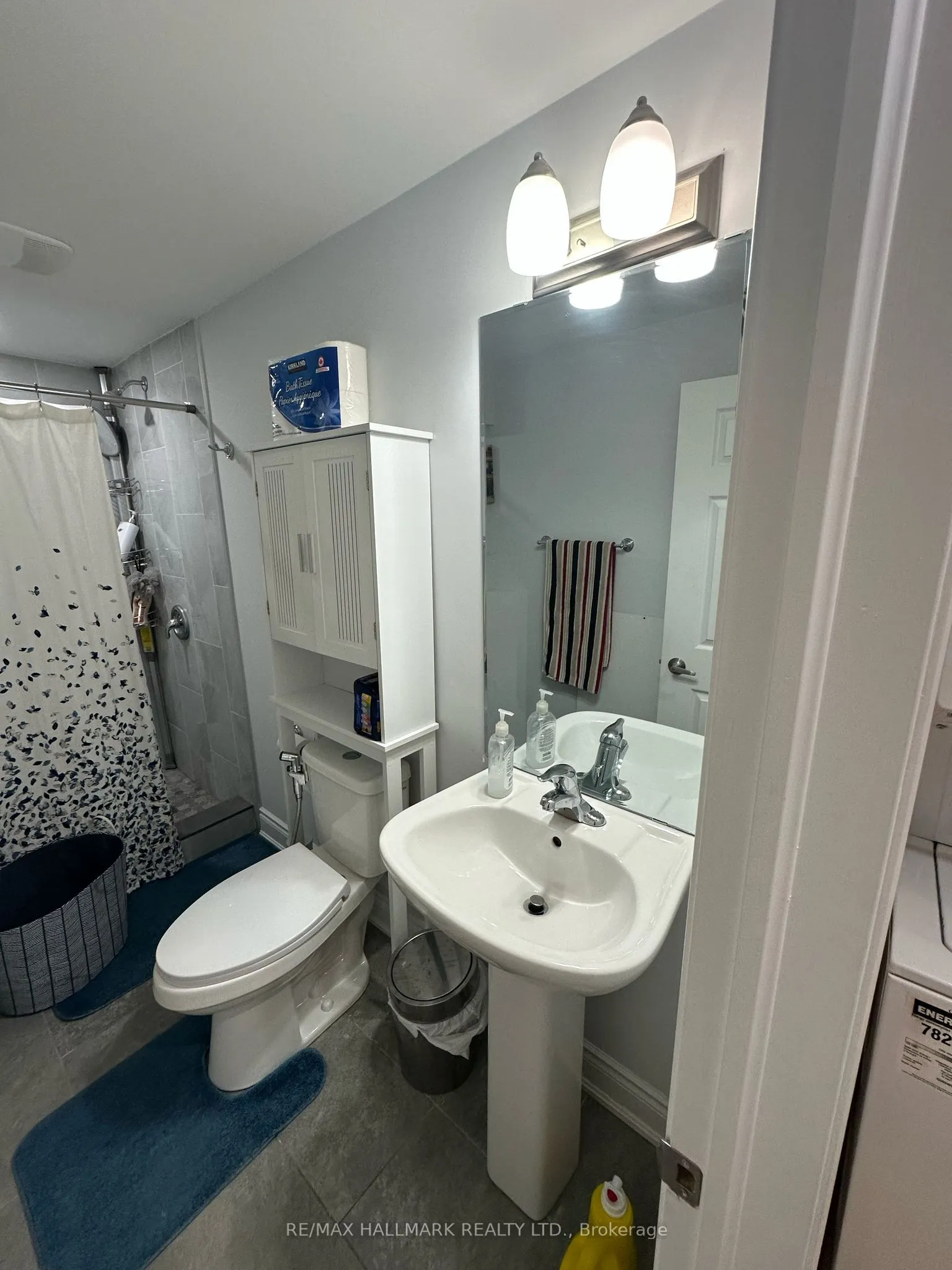 1392 Sycamore Gardens, #Basement