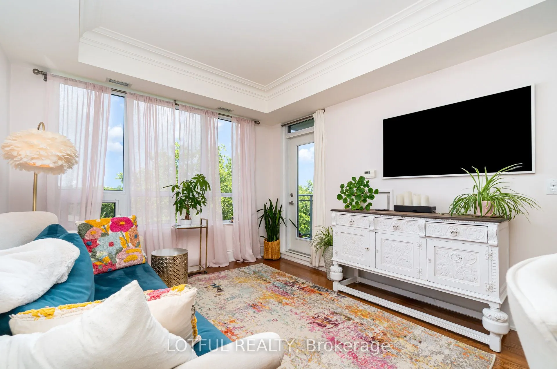 3500 Lakeshore Road W, #711