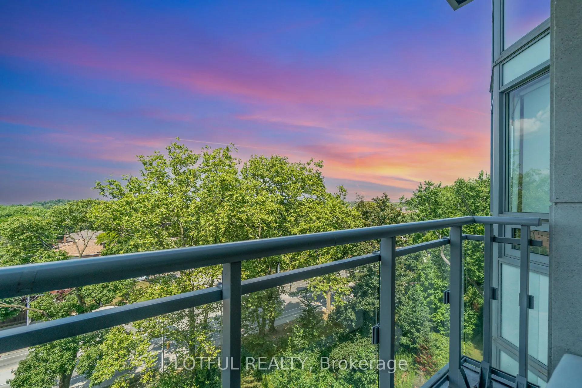 3500 Lakeshore Road W, #711