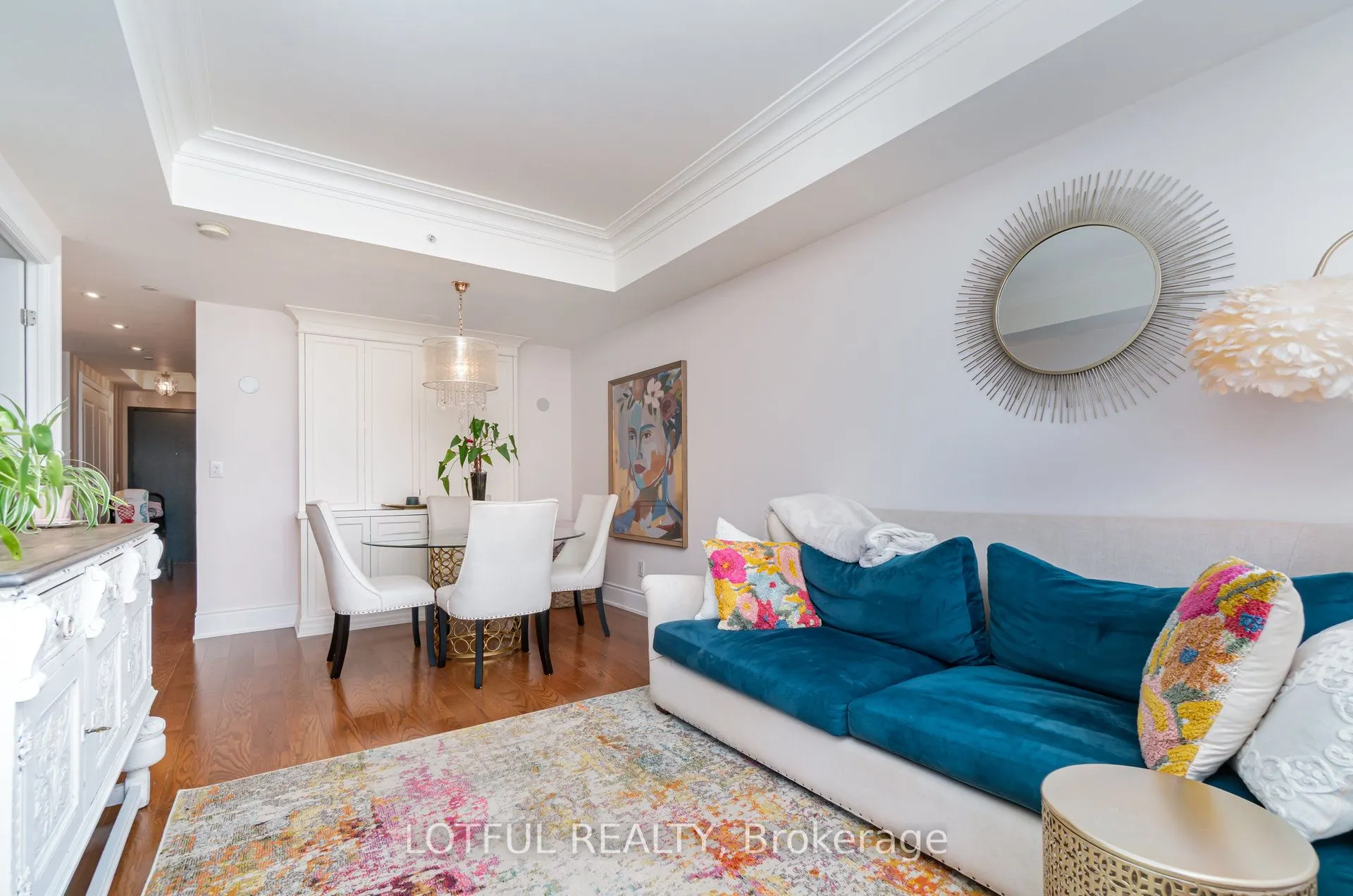 3500 Lakeshore Road W, #711