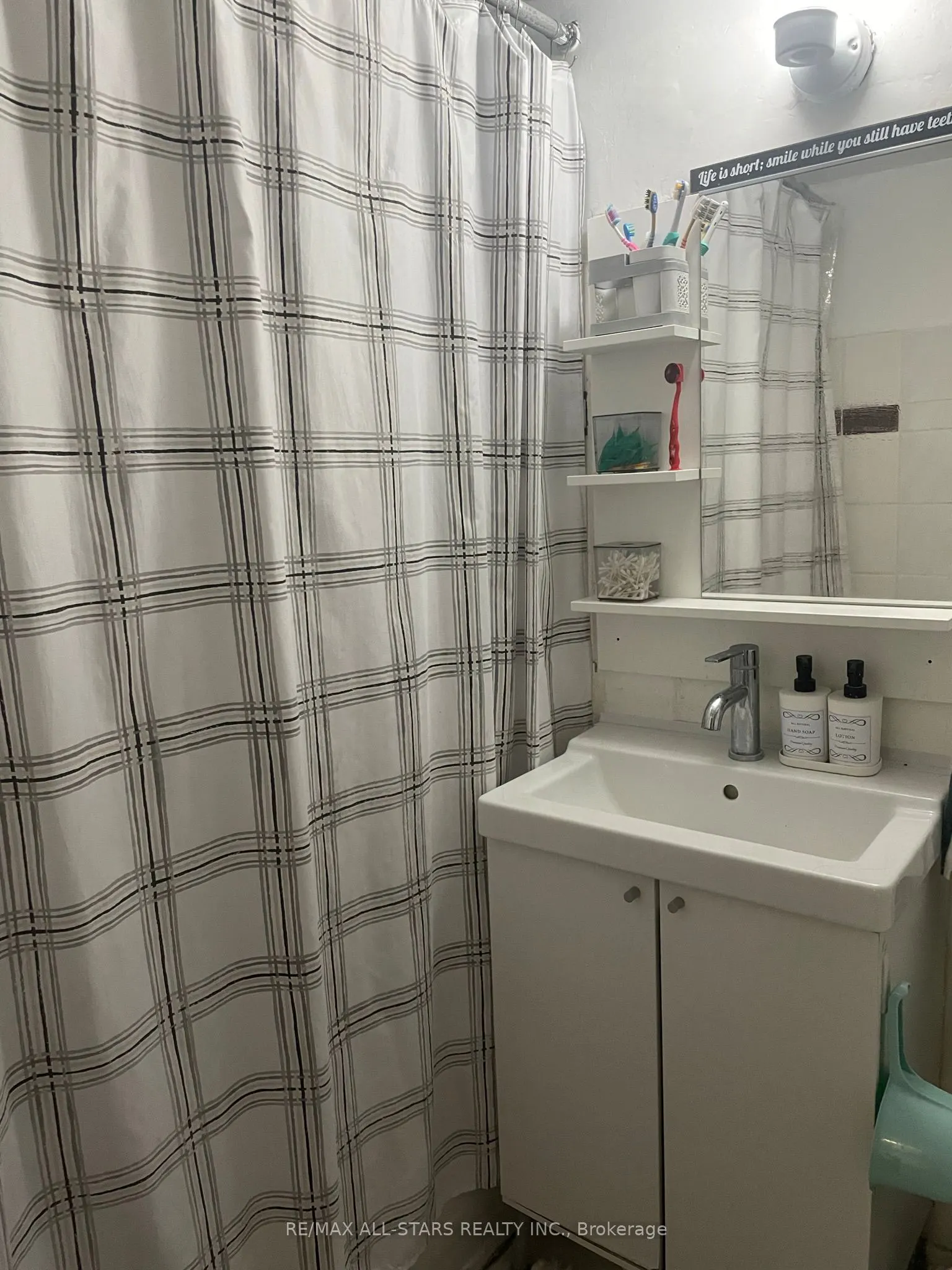 200 Lotherton Pathway, #109