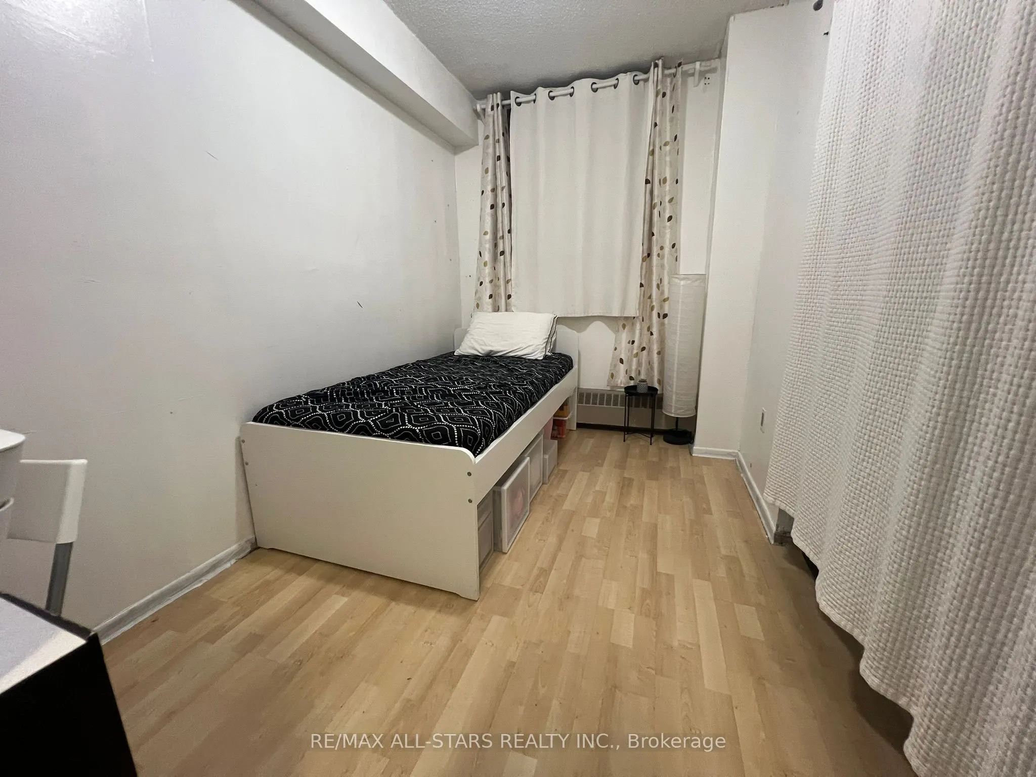 200 Lotherton Pathway, #109