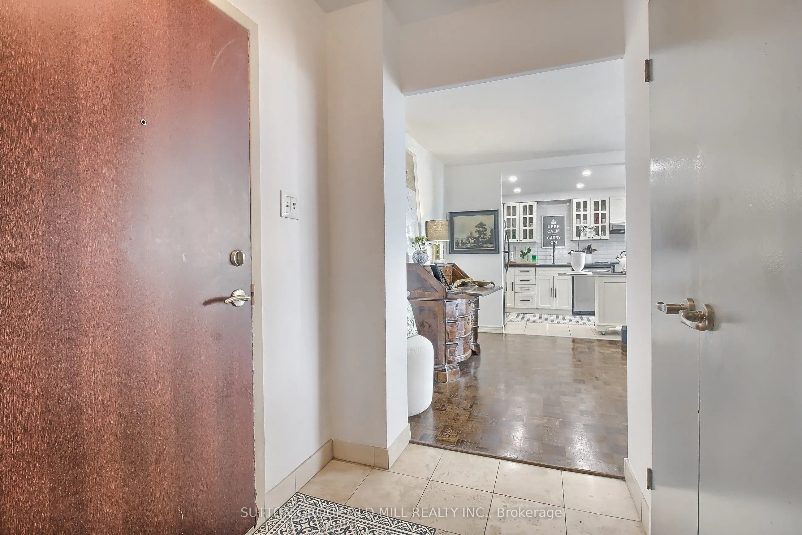 360 Ridelle Avenue, #1701